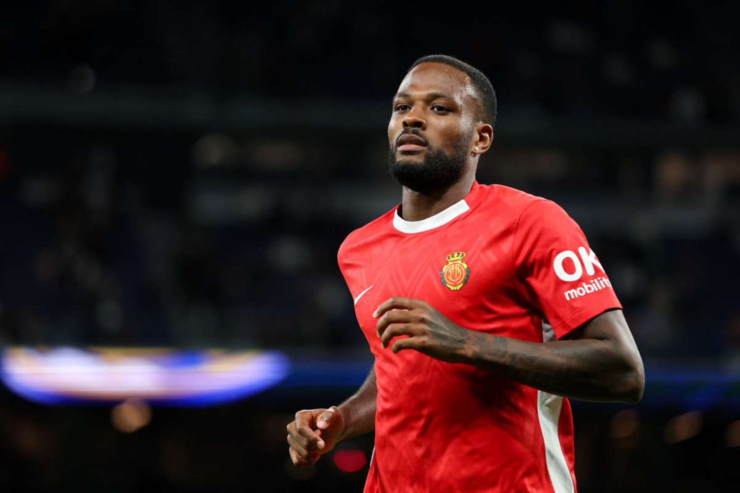 Cyle Larin Feyenoord'a kiralandı